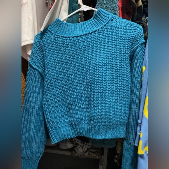 NWT FREE PEOPLE SWEATER 💙 - Picture 7 of 7